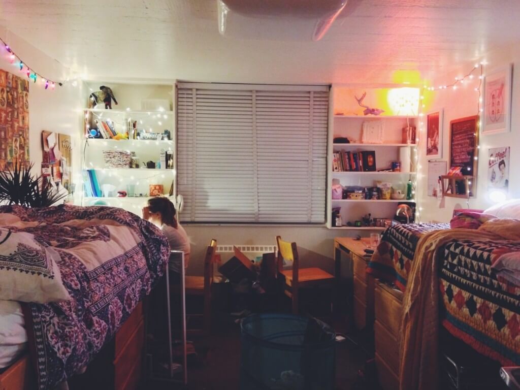 10 Items To Take Your Dorm Room From Drab To Fab College