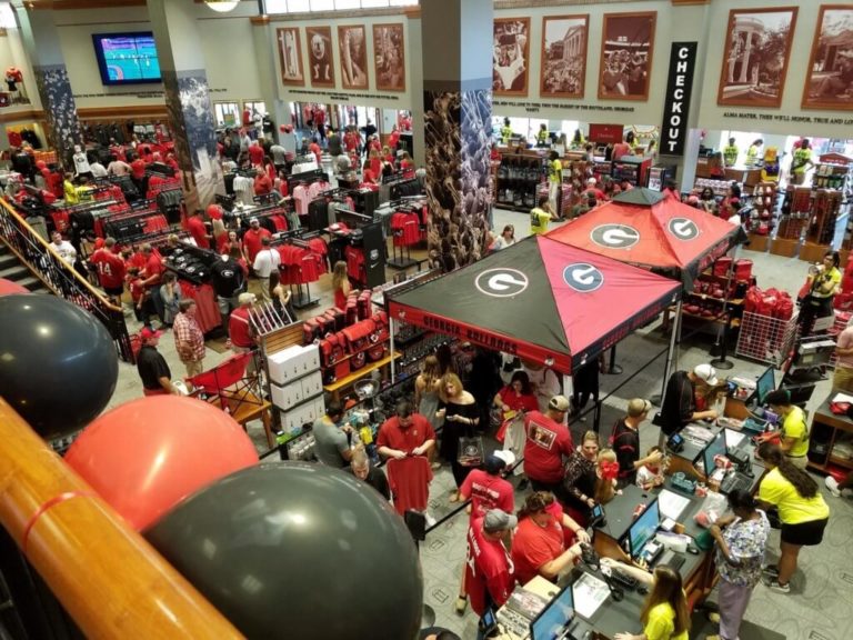 10 UGA Student Jobs More Fun than Football ⋆ College Magazine